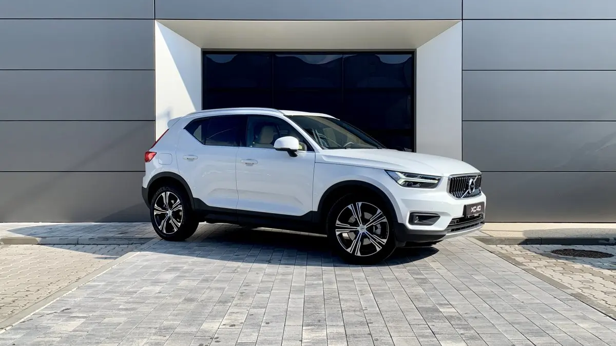 Volvo XC40 XC40 2.0 B4 AWD Inscription Geartronic 1
