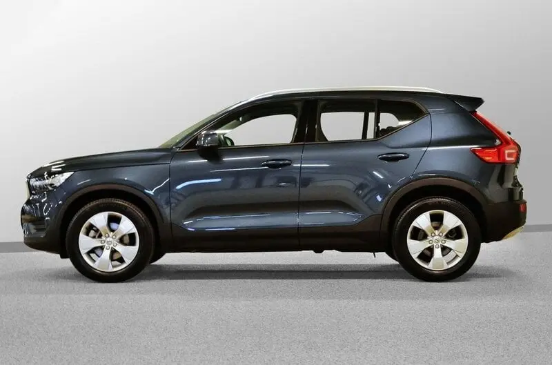 Volvo XC40 XC40 2.0 B4 AWD Momentum Geartronic	 5