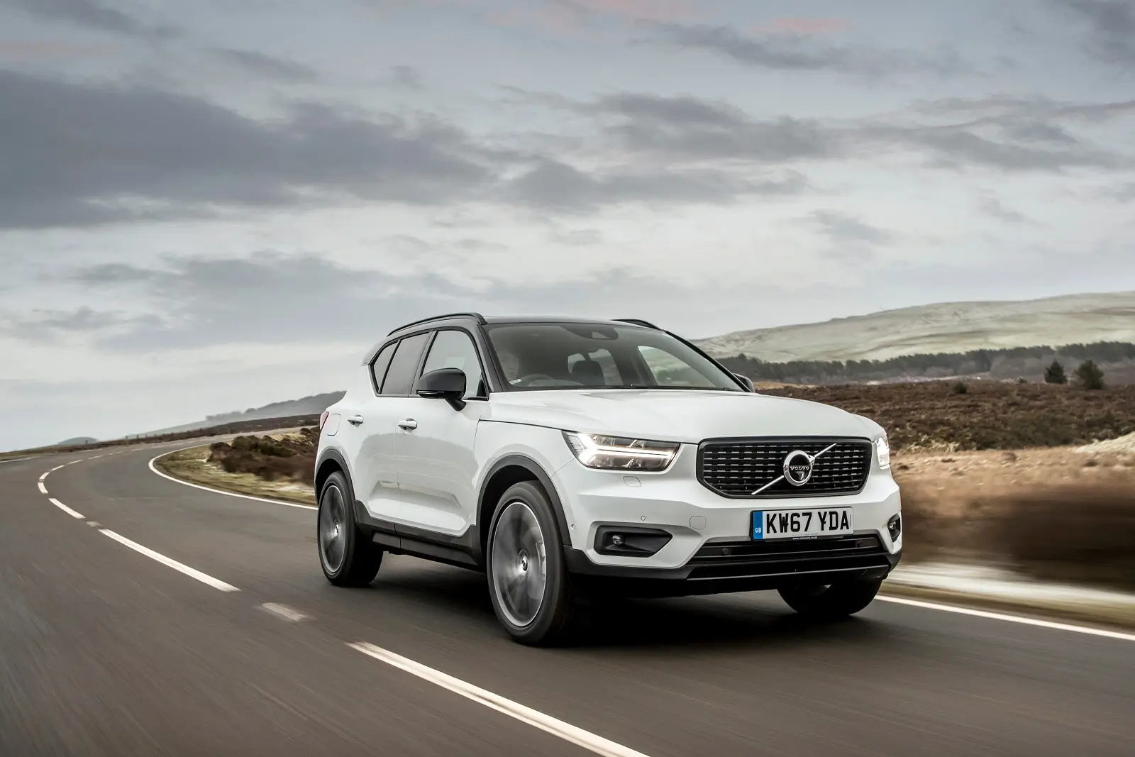 Volvo XC40 XC40 2.0 D D3 Momentum Geartronic 4