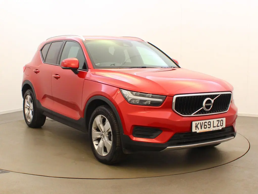 Volvo XC40 XC40 2.0 D D3 Momentum Geartronic 6