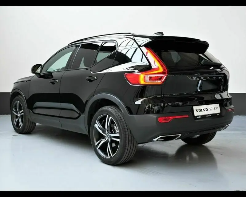 Volvo XC40 XC40 2.0 D D3 R-Design Geartronic 3