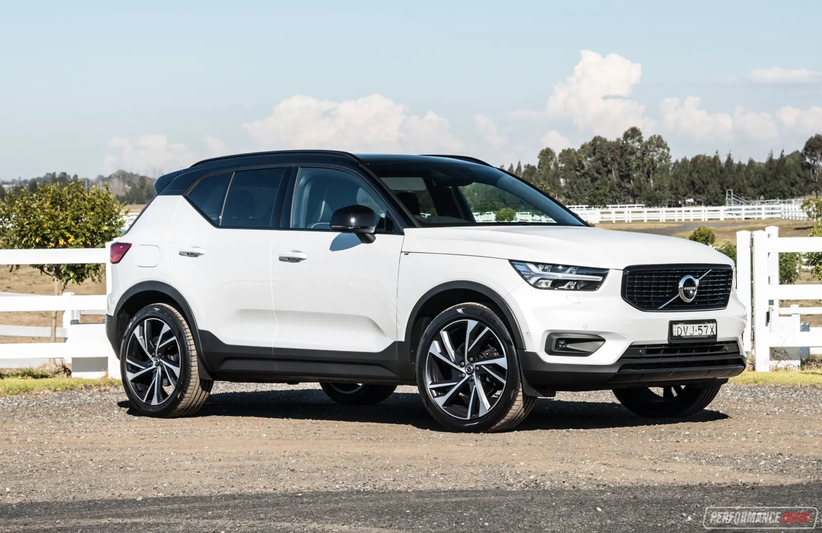 Volvo XC40 XC40 2.0 D D3 R-Design Geartronic 5