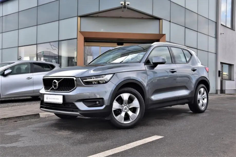Volvo XC40 XC40 2.0 D D4 AWD Momentum Geartronic 2