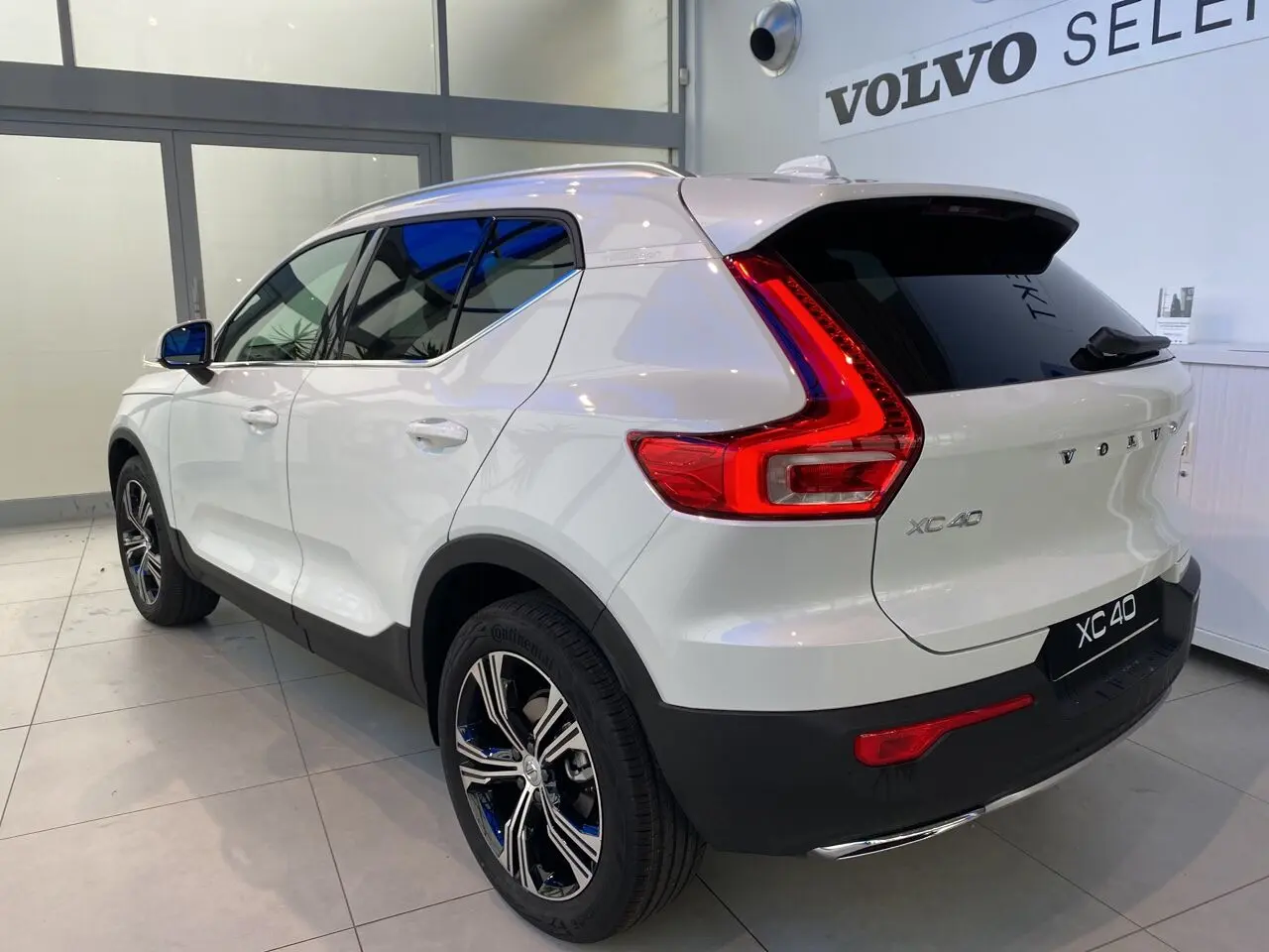 Volvo XC40 XC40 2.0 D D4 AWD Inscription Geartronic 3