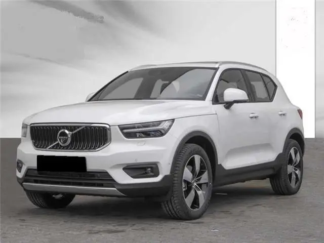 Volvo XC40 XC40 2.0 D D4 AWD Momentum Geartronic 5