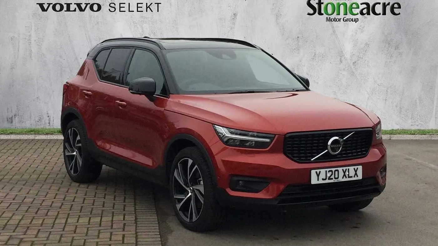 Volvo XC40 XC40 2.0 D D4 AWD R-Design Geartronic 1