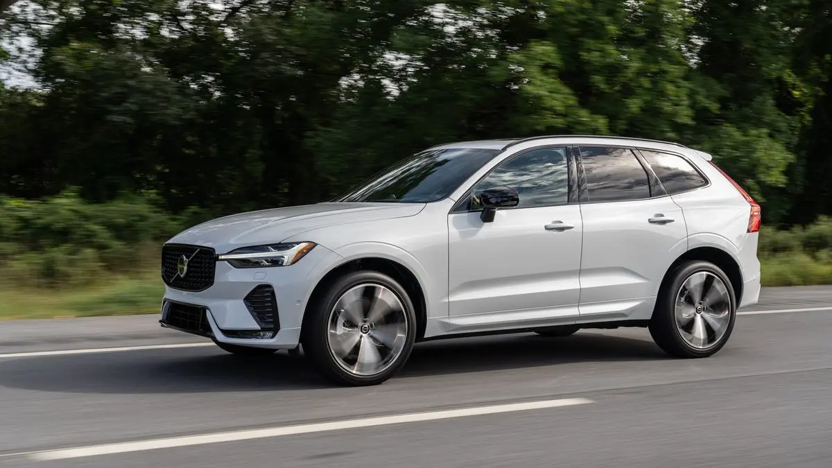 Volvo XC60 XC60 2.0 B6 Mild Hybrid AWD Plus Bright 3