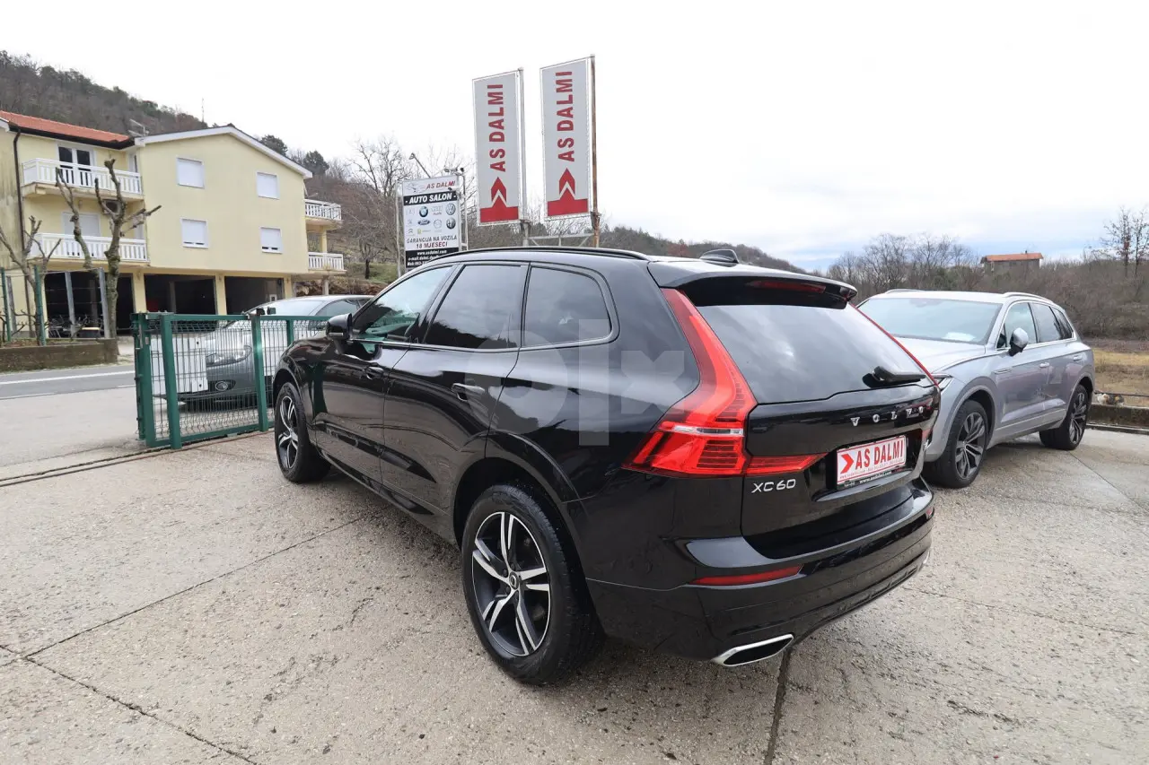 Volvo XC60 XC60 2.0 D B4 AWD R-Design Geartronic 3