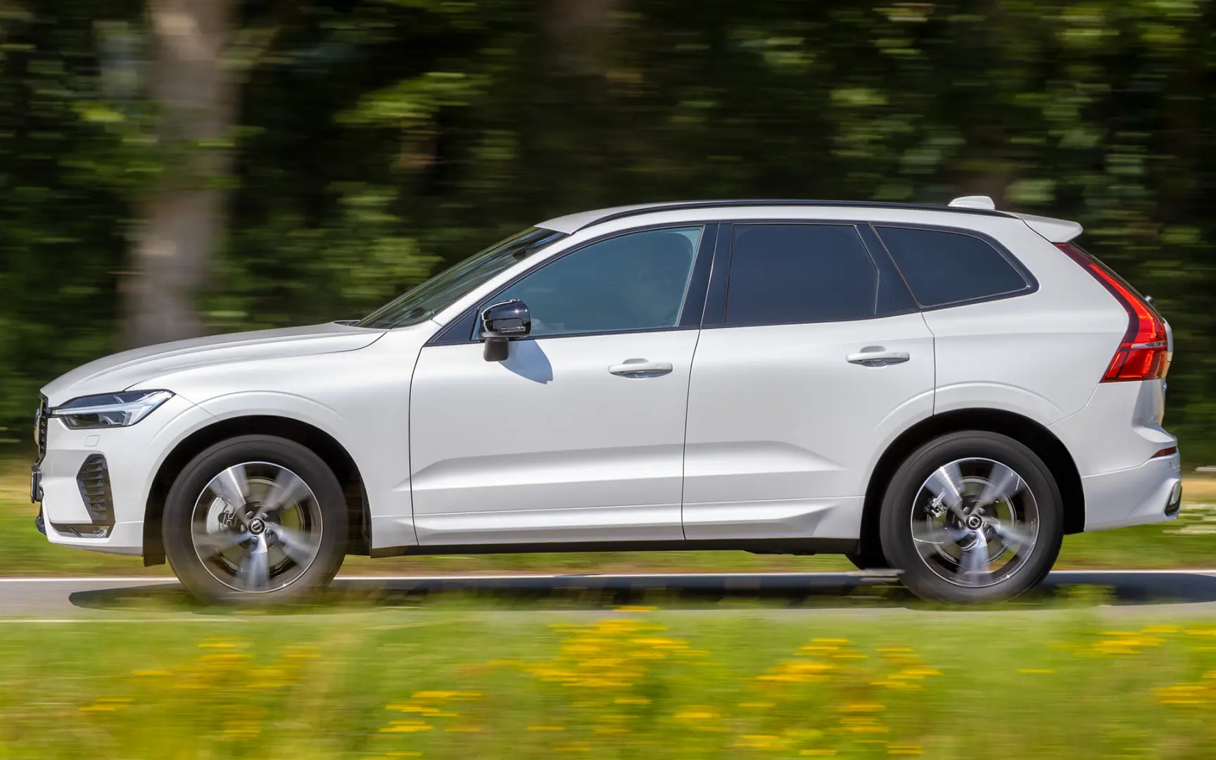 Volvo XC60 XC60 2.0 D B4 AWD Mild Hybrid R-Design Geartronic 6