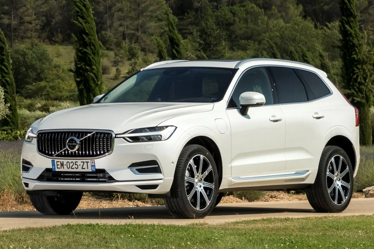 Volvo XC60 XC60 2.0 D B4 AWD Momentum Geartronic 5