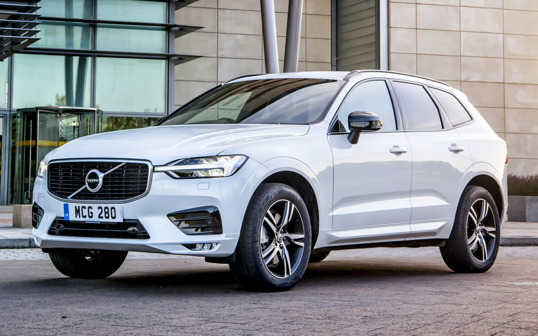 Volvo XC60 XC60 2.0 D B4 AWD R-Design Geartronic 5