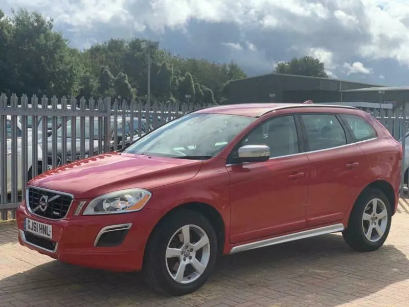Volvo XC60 XC60 2.0 D D3 R-Design Geartronic 1