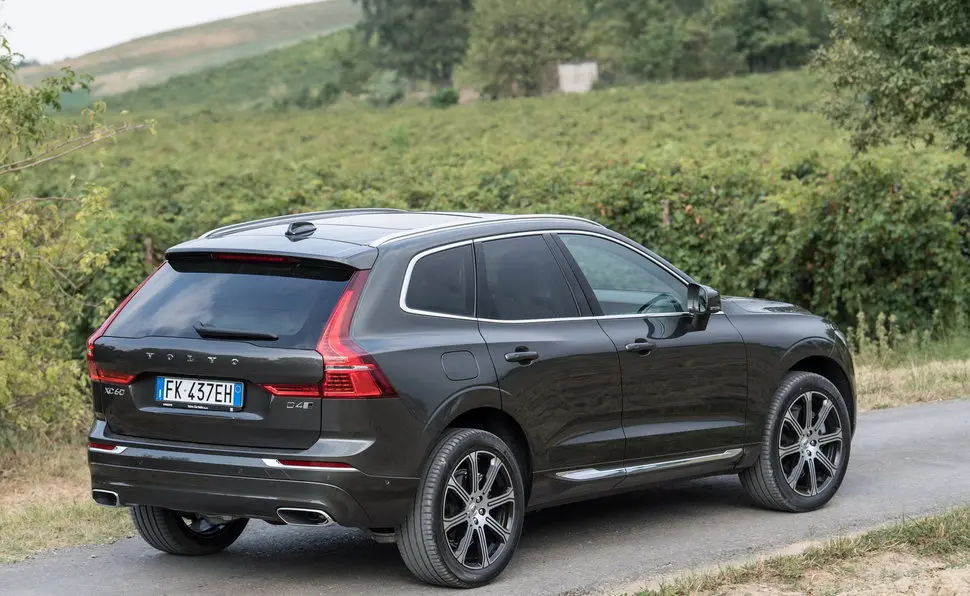 Volvo XC60 XC60 2.0 D D4 Advance Geartronic 6