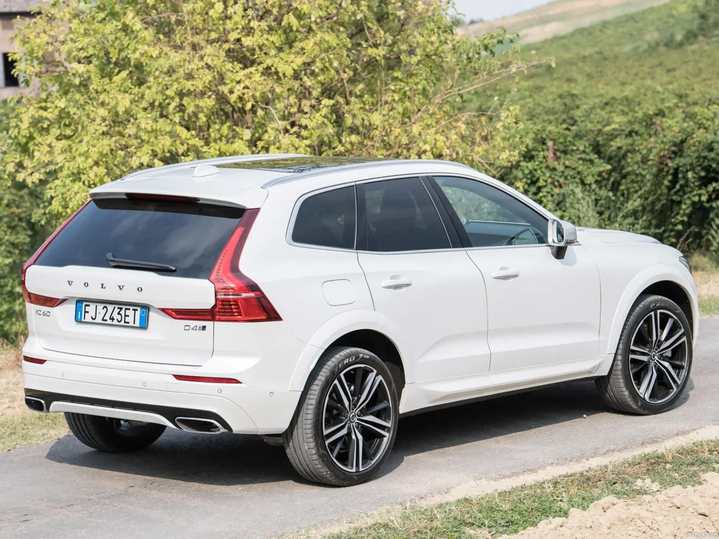 Volvo XC60 XC60 2.0 D D4 AWD R-Design Geartronic 4