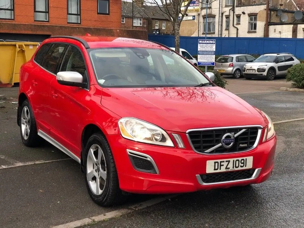 Volvo XC60 XC60 2.0 T R-Design Powershift 2