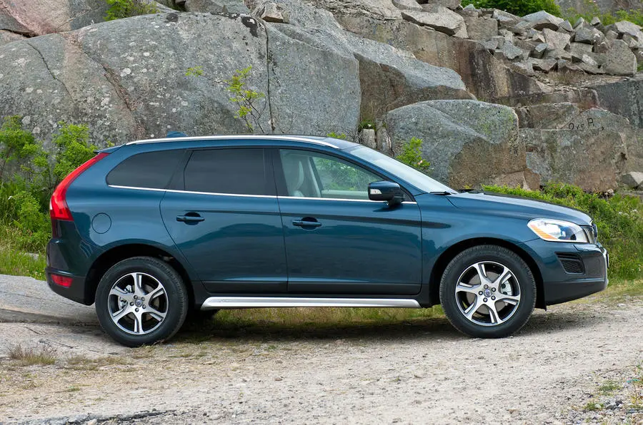 Volvo XC60 XC60 2.0 T5 R-Design Powershift 2