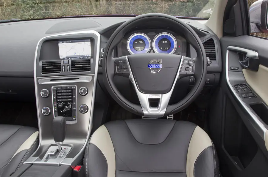 Volvo XC60 XC60 2.0 T5 R-Design Powershift 5