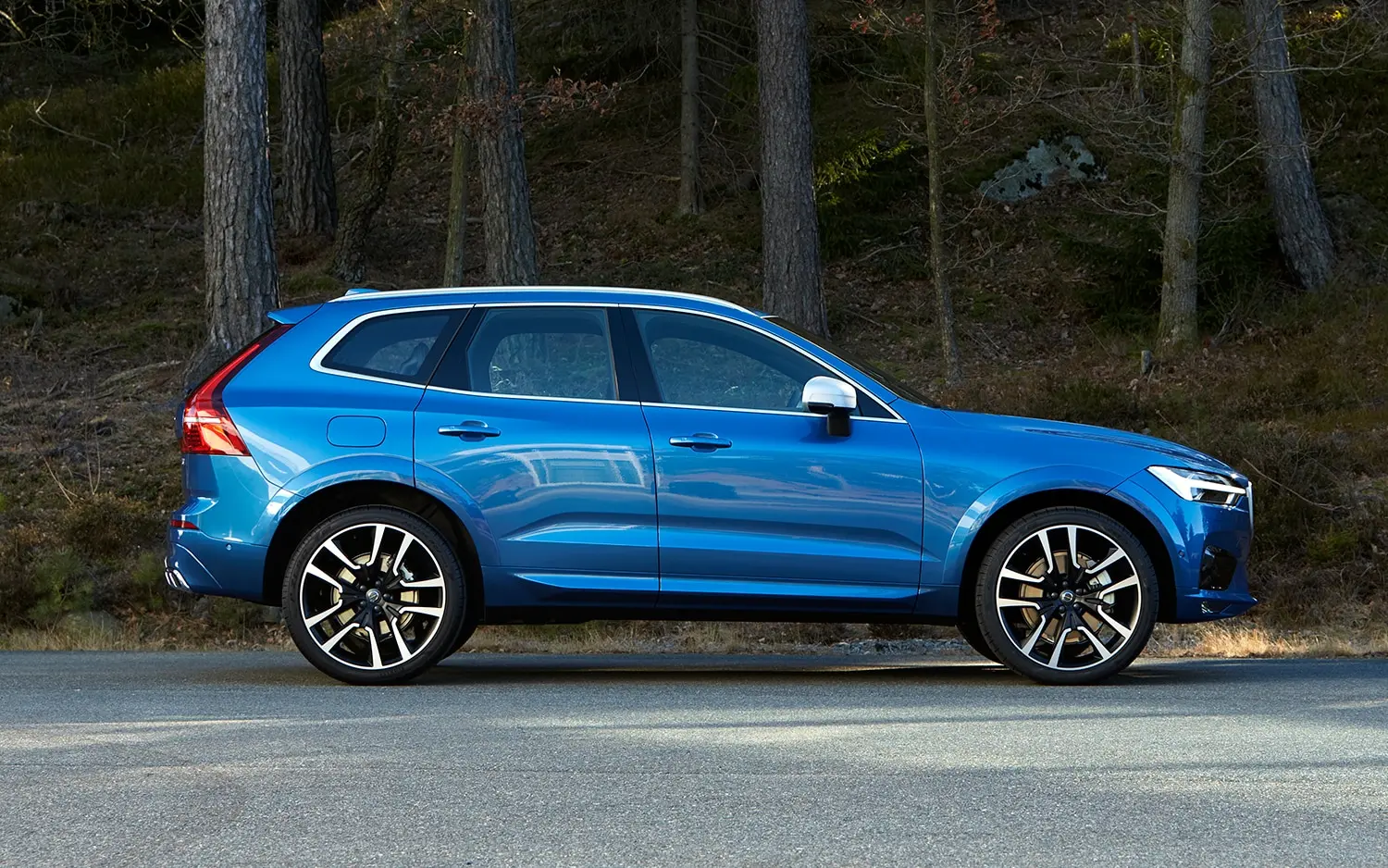 Volvo XC60 XC60 2.0 T6 AWD R-Design Geartronic 0