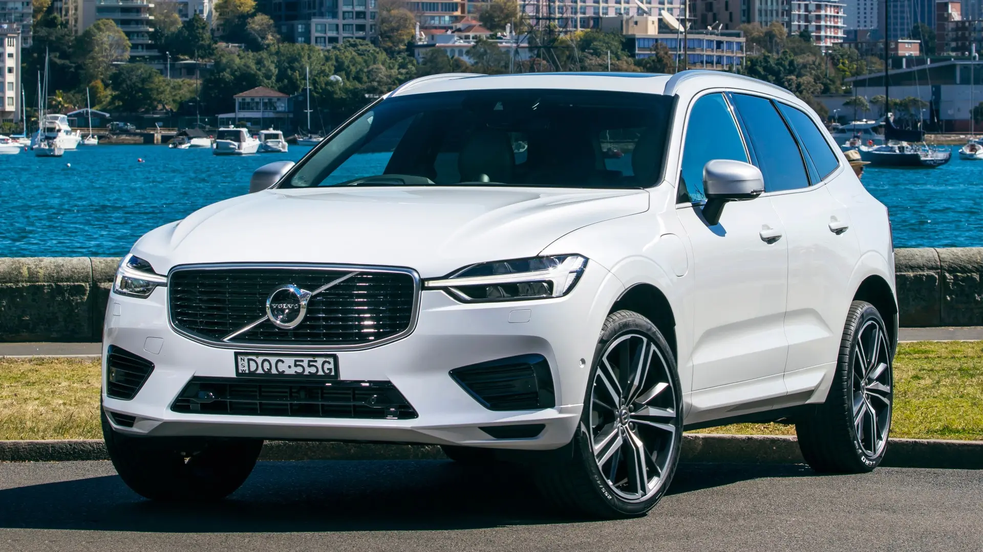 Volvo XC60 XC60 2.0 T8 Hybrid AWD Inscription Geartronic 2