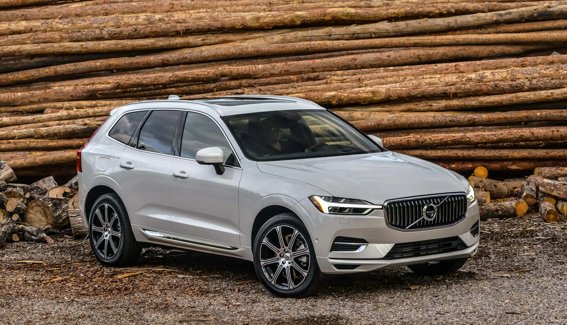 Volvo XC60 XC60 2.0 T8 Hybrid AWD Inscription Geartronic 4
