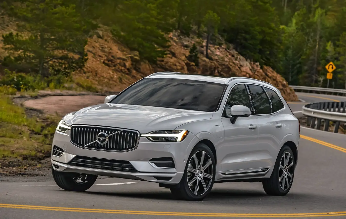 Volvo XC60 XC60 2.0 T8 Hybrid AWD Inscription Geartronic 5