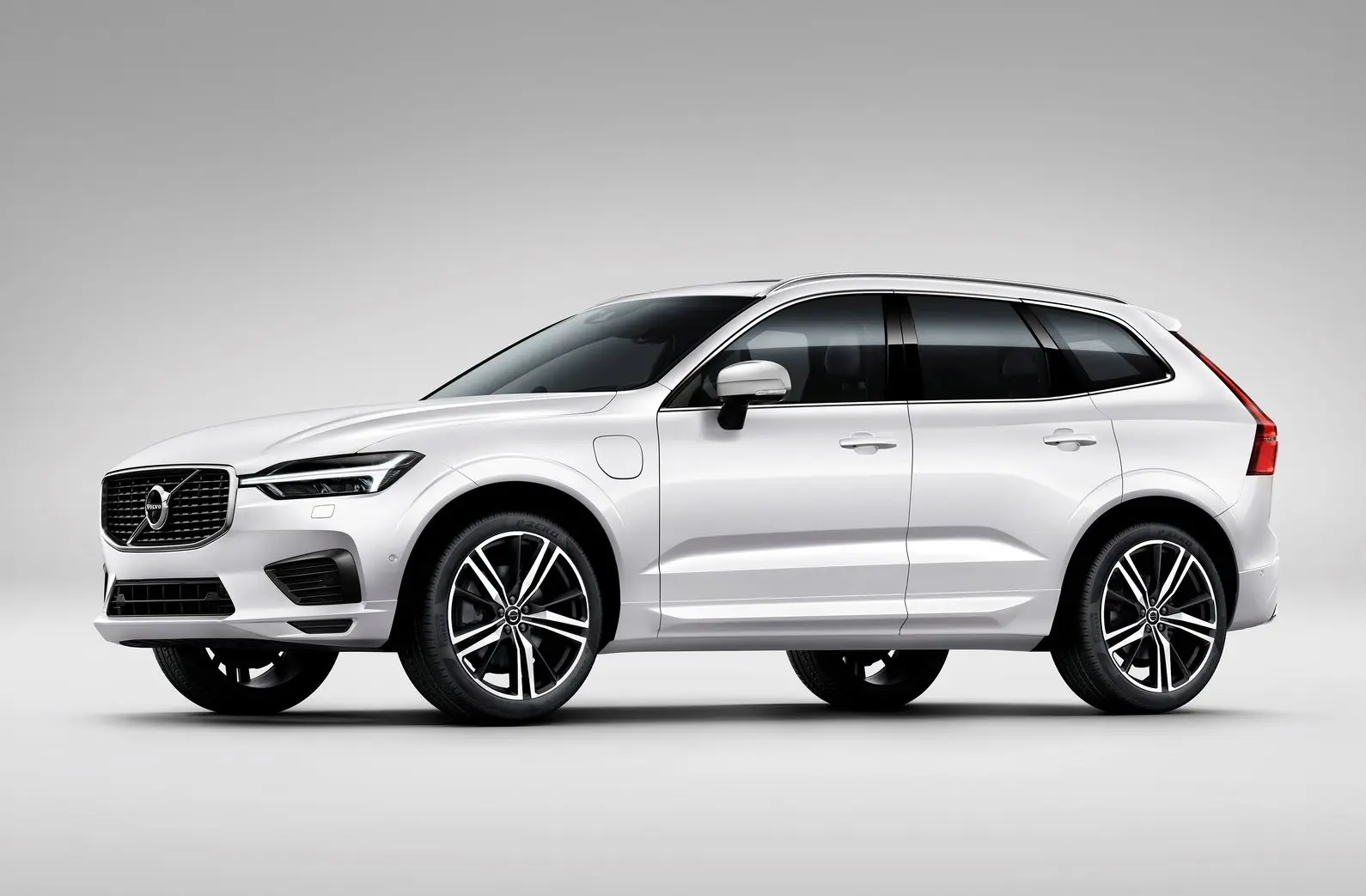Volvo XC60 XC60 2.0 T8 Hybrid AWD Plug-In Inscription Geartronic 6