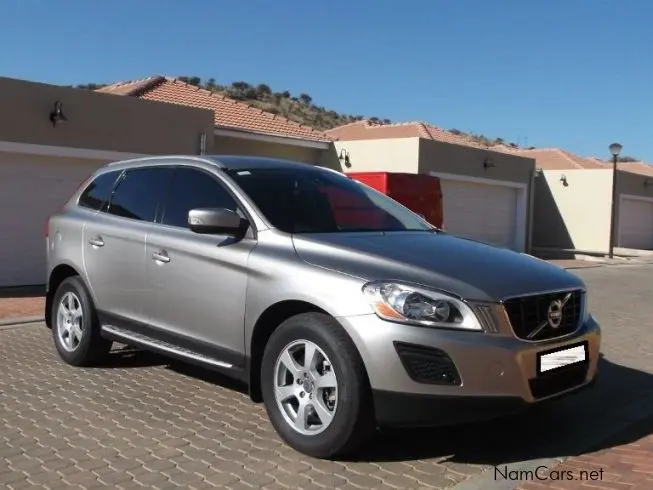 Volvo XC60 XC60 2.4 D D5 AWD Advance Geartronic 6