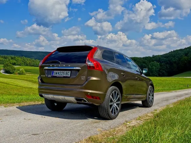 Volvo XC60 XC60 2.4 D D5 AWD Geartronic 5