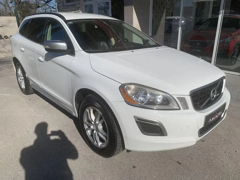 Volvo XC60 XC60 2.4 D D5 AWD R-Design Geartronic 5