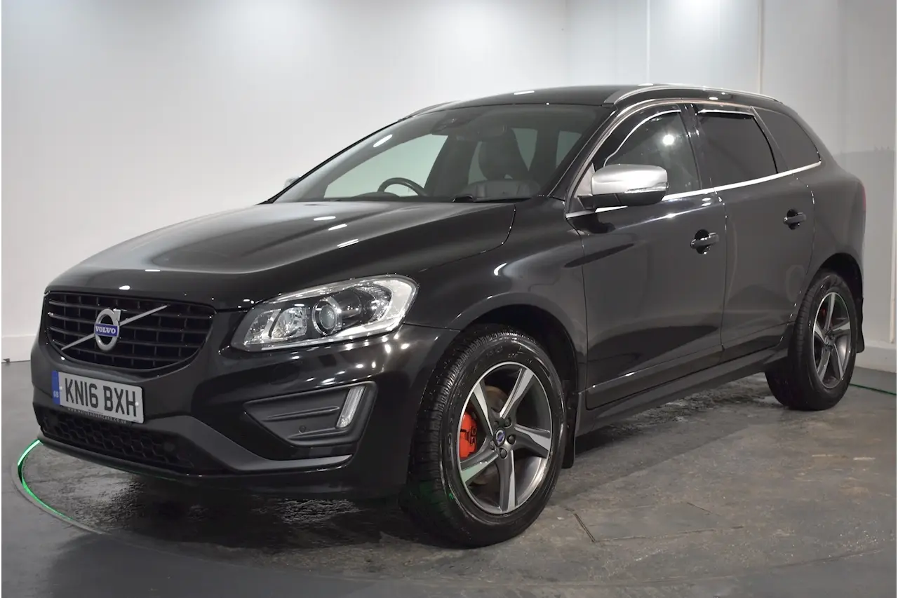 Volvo XC60 XC60 2.4 D D5 AWD R-Design Plus Geartronic 4
