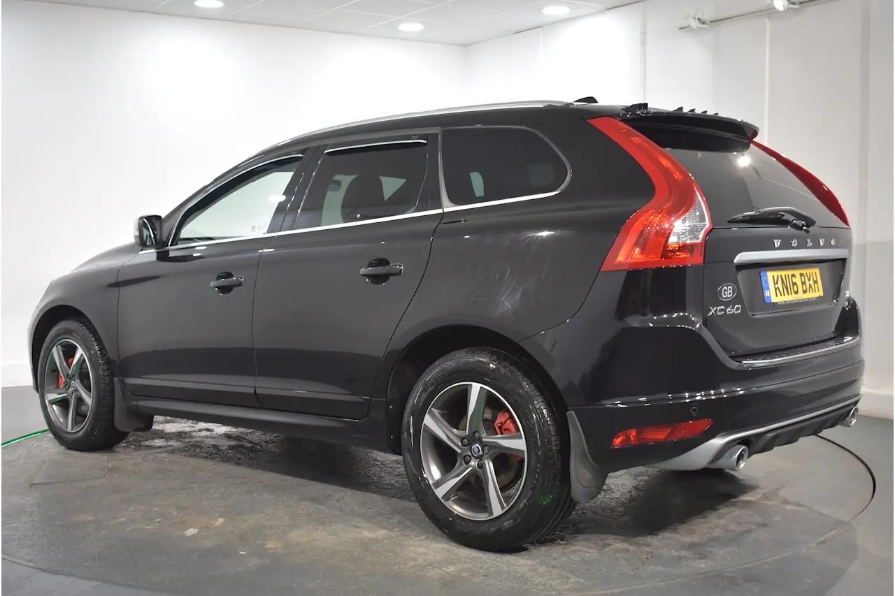 Volvo XC60 XC60 2.4 D D5 AWD R-Design Plus Geartronic 7