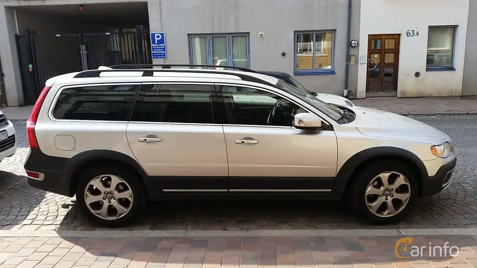 Volvo XC70 XC70 2.4 D D5 AWD Advance Geartronic 6