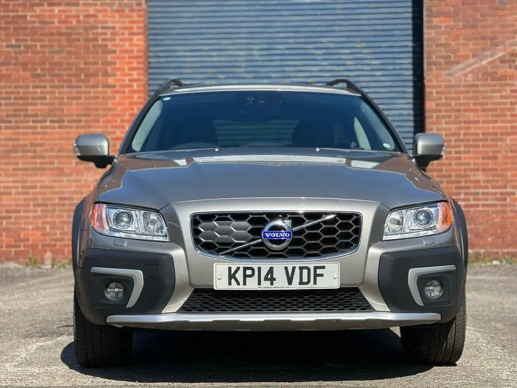 Volvo XC70 XC70 2.4 D D5 AWD Advance Geartronic 7