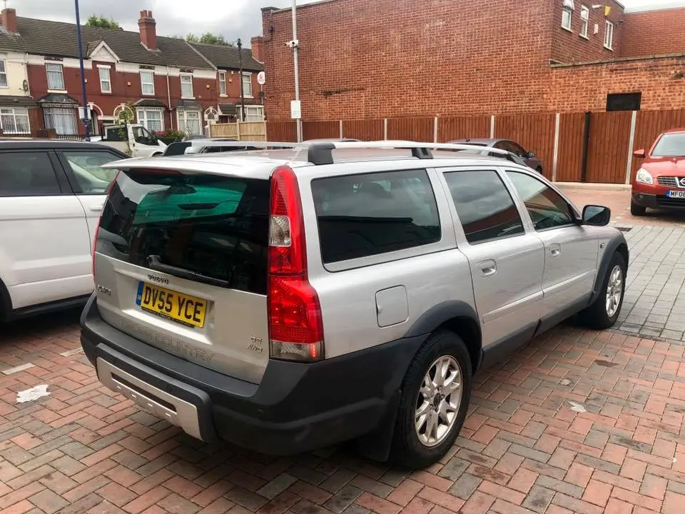 Volvo XC70 XC70 2.4 D D5 AWD Geartronic 5