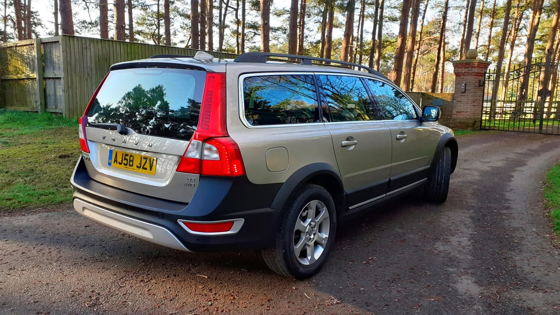 Volvo XC70 XC70 2.4 D D5 AWD Geartronic 4