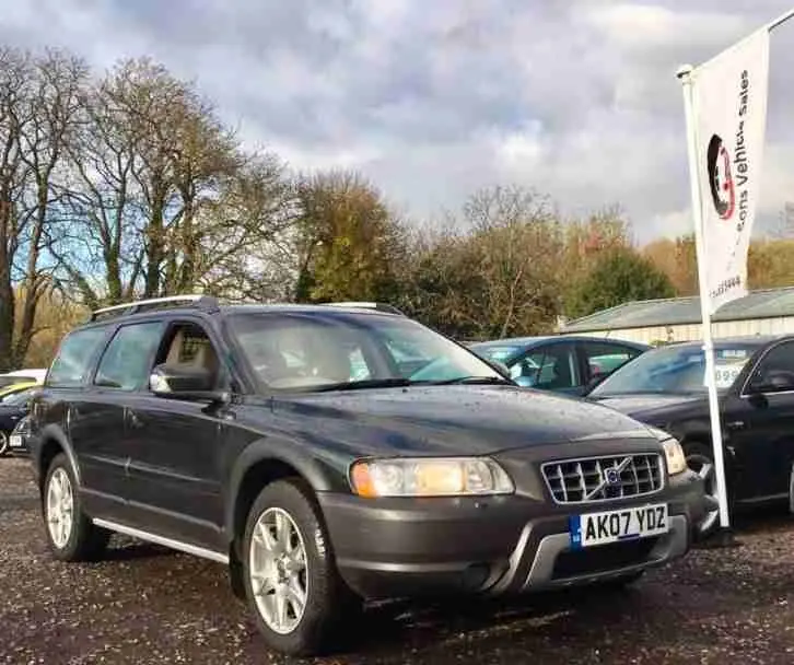 Volvo XC70 XC70 2.4 D D5 AWD Premium Edition Geartronic 2