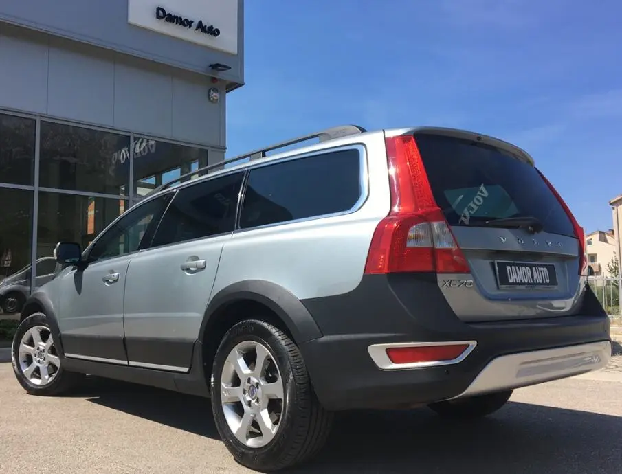 Volvo XC70 XC70 3.2 AWD Premium Edition Geartronic 1