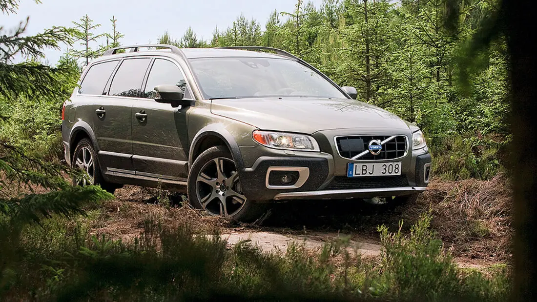 Volvo XC70 XC70 2.4 D D5 AWD Kinetic 2