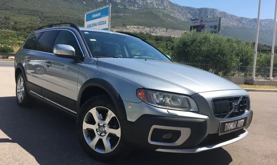 Volvo XC70 XC70 3.2 AWD Premium Edition Geartronic 4