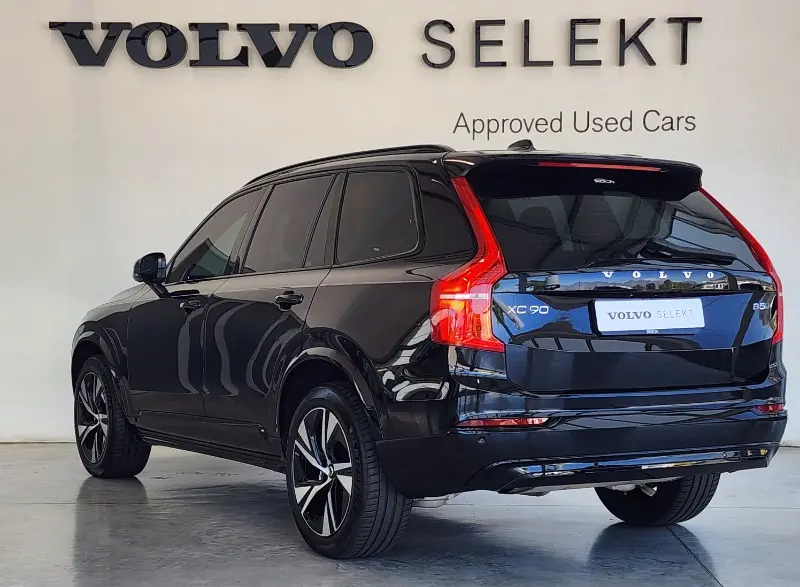 Volvo XC90 XC90 2.0 B5 Mild Hybrid AWD Ultimate Dark 4