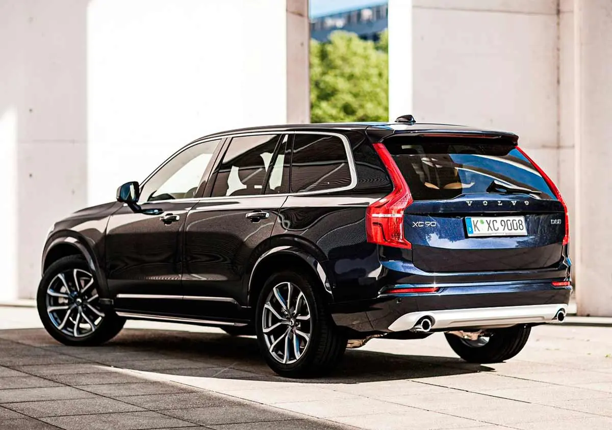 Volvo XC90 XC90 2.0 D B5 AWD Momentum Geartronic 7