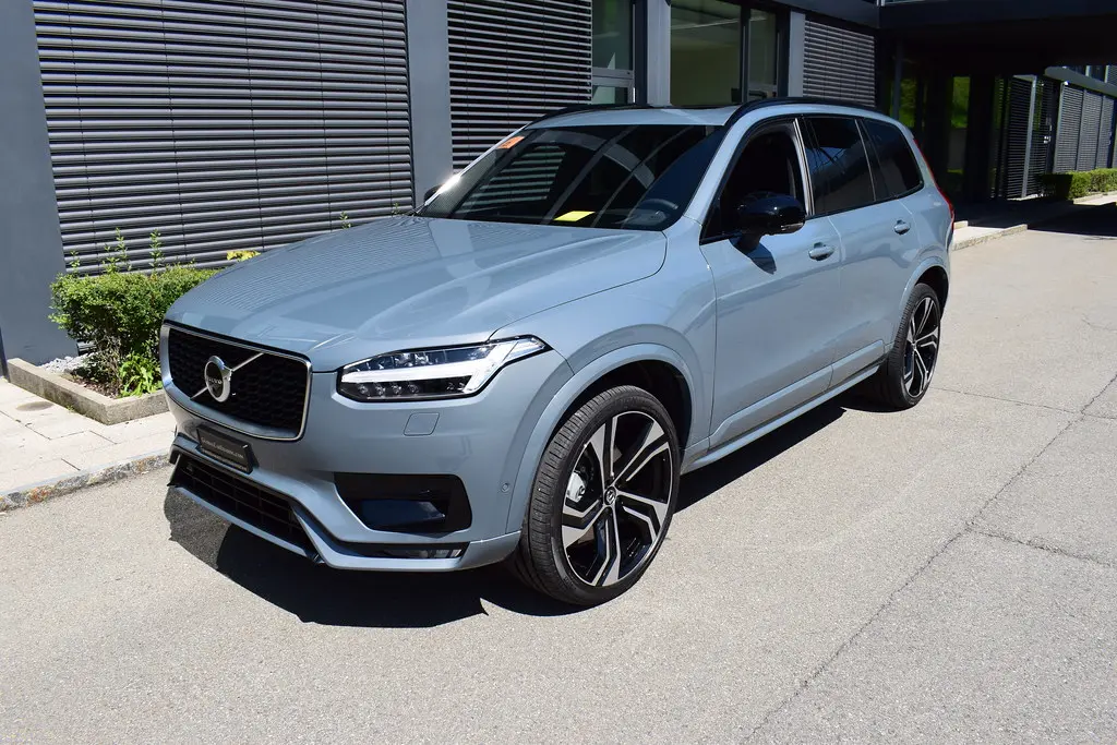 Volvo XC90 XC90 2.0 D B5 Mild Hybrid AWD 7 Koltuk R-Design Geartronic 6