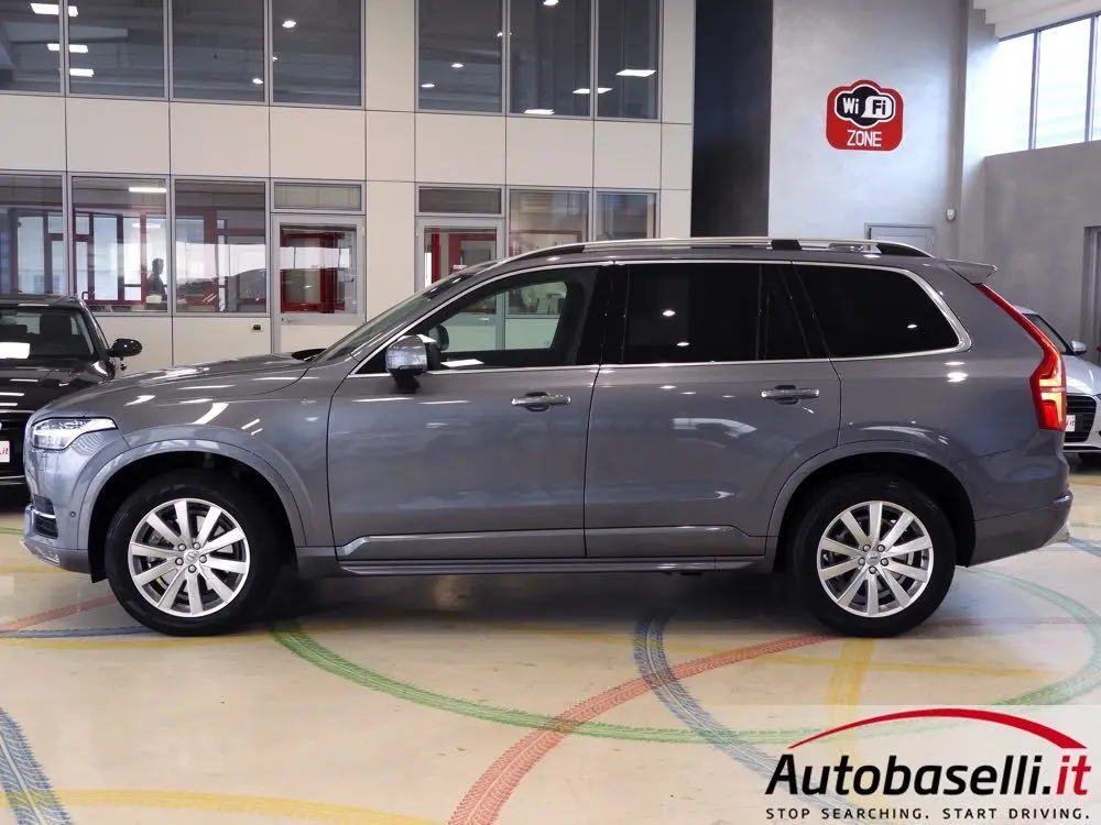 Volvo XC90 XC90 2.0 D D5 AWD Momentum Geartronic 3