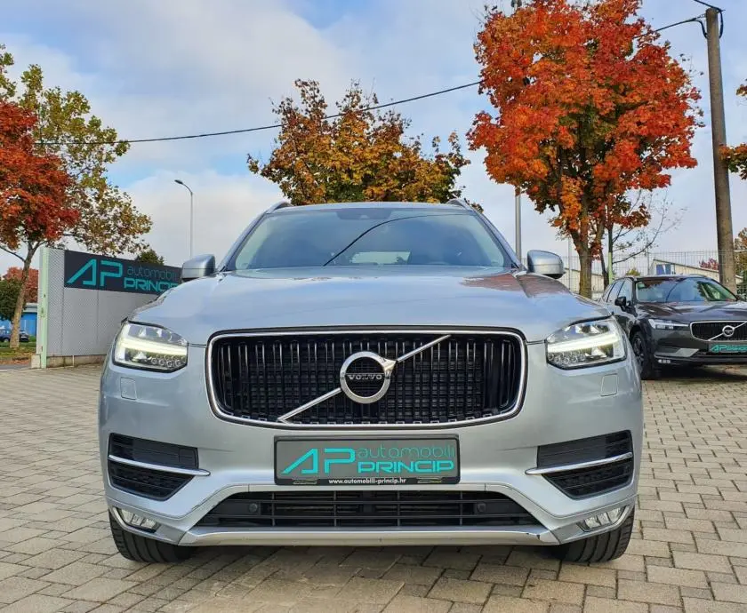 Volvo XC90 XC90 2.0 D D5 AWD Momentum Geartronic 0