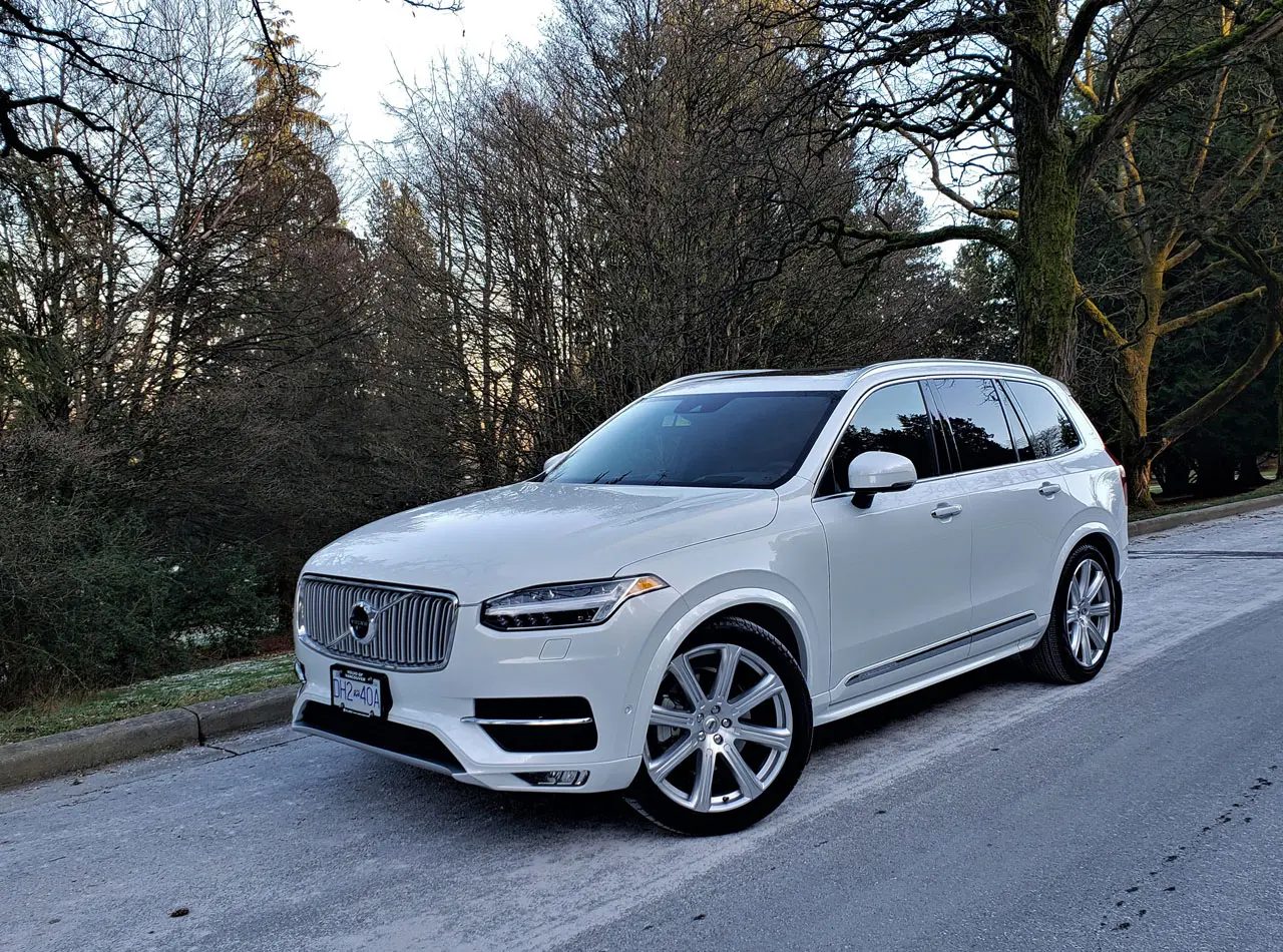 Volvo XC90 XC90 2.0 T6 AWD R-Design Geartronic 3