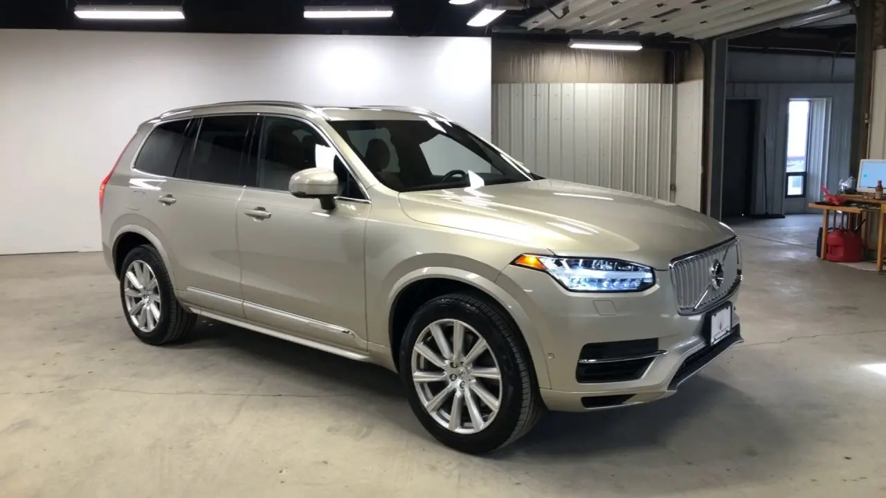 Volvo XC90 XC90 2.0 T6 AWD Momentum Geartronic 2
