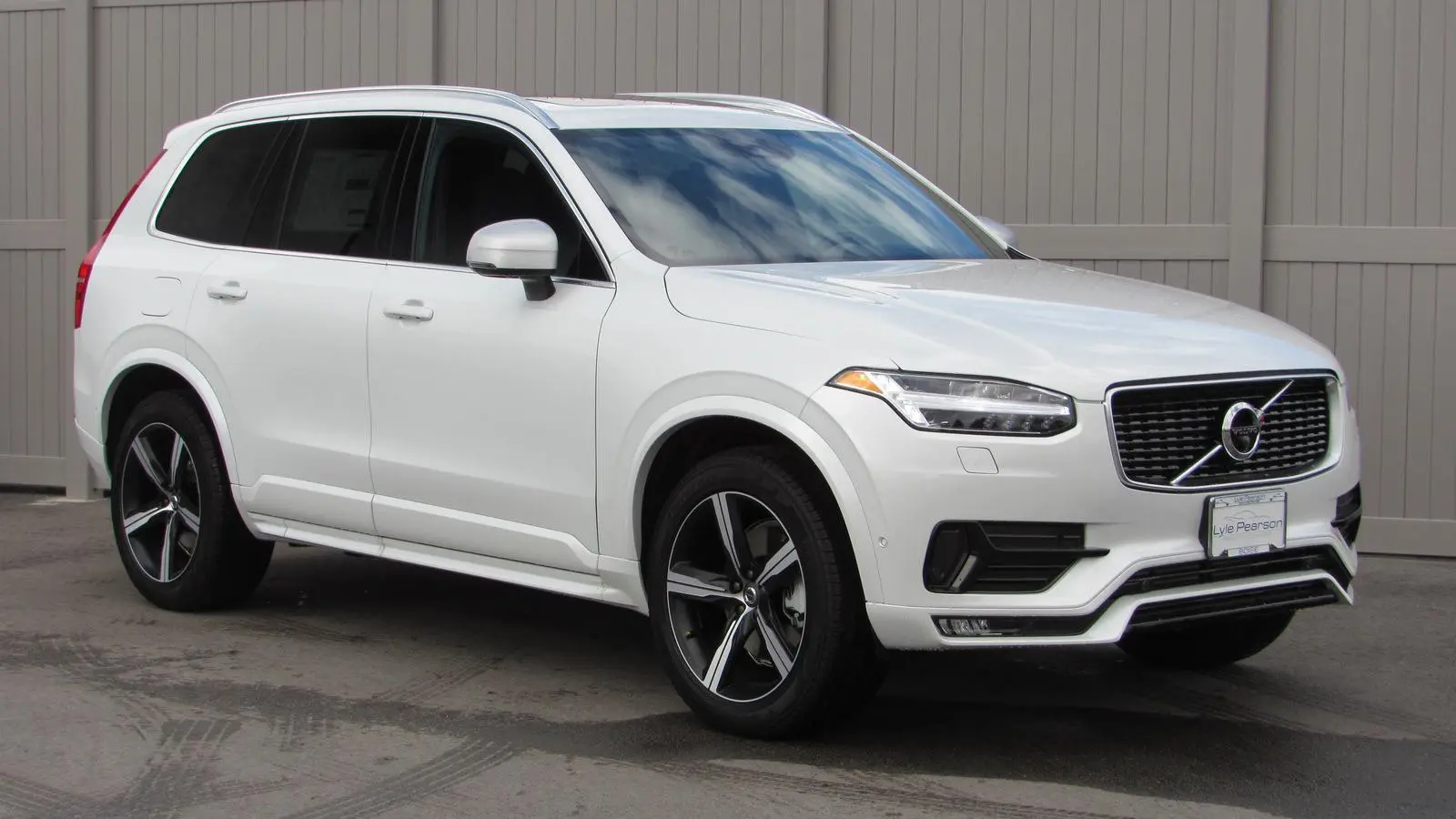 Volvo XC90 XC90 2.0 T6 AWD R-Design Geartronic 4