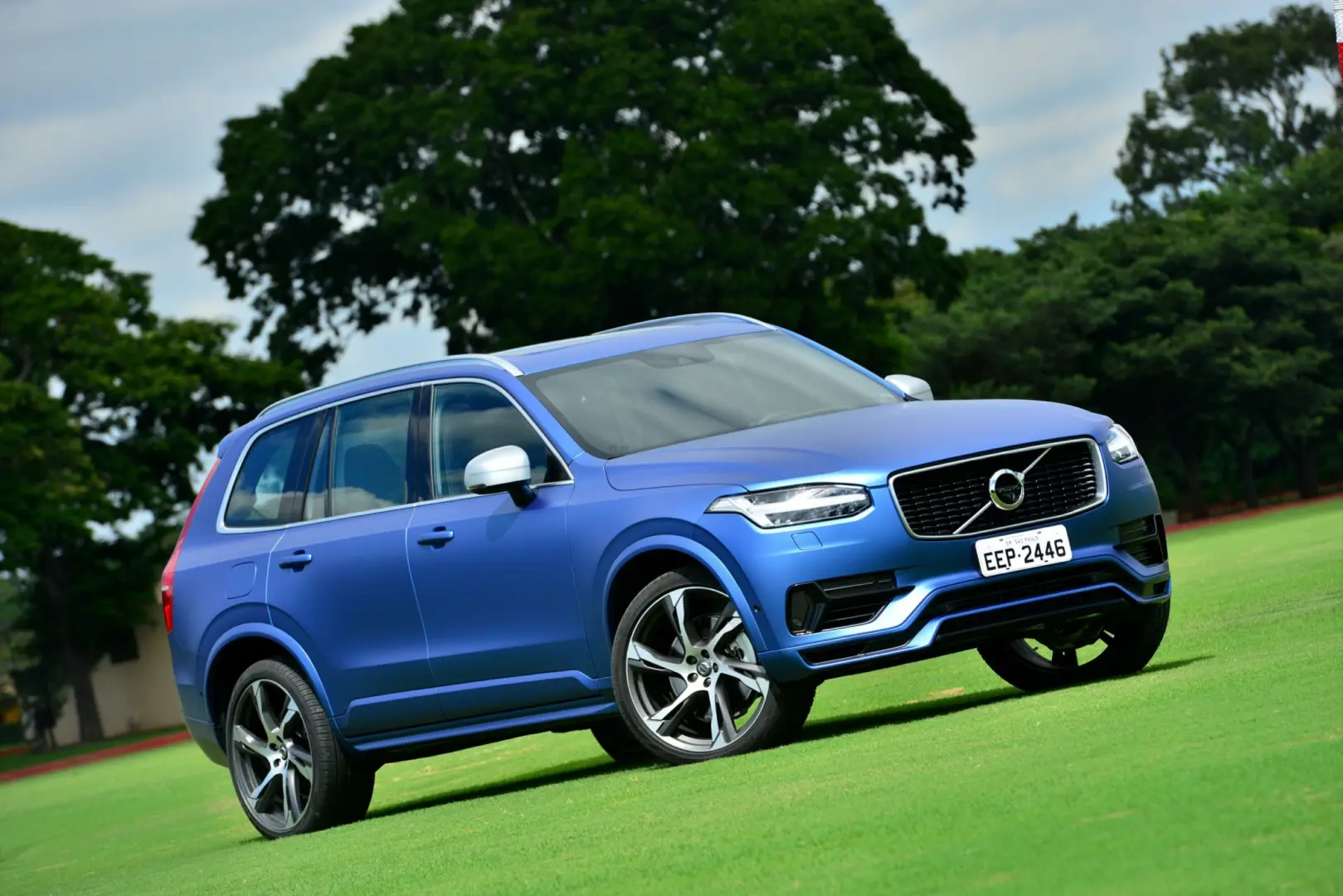 Volvo XC90 XC90 2.0 T8 Hybrid AWD R-Design Geartronic 4