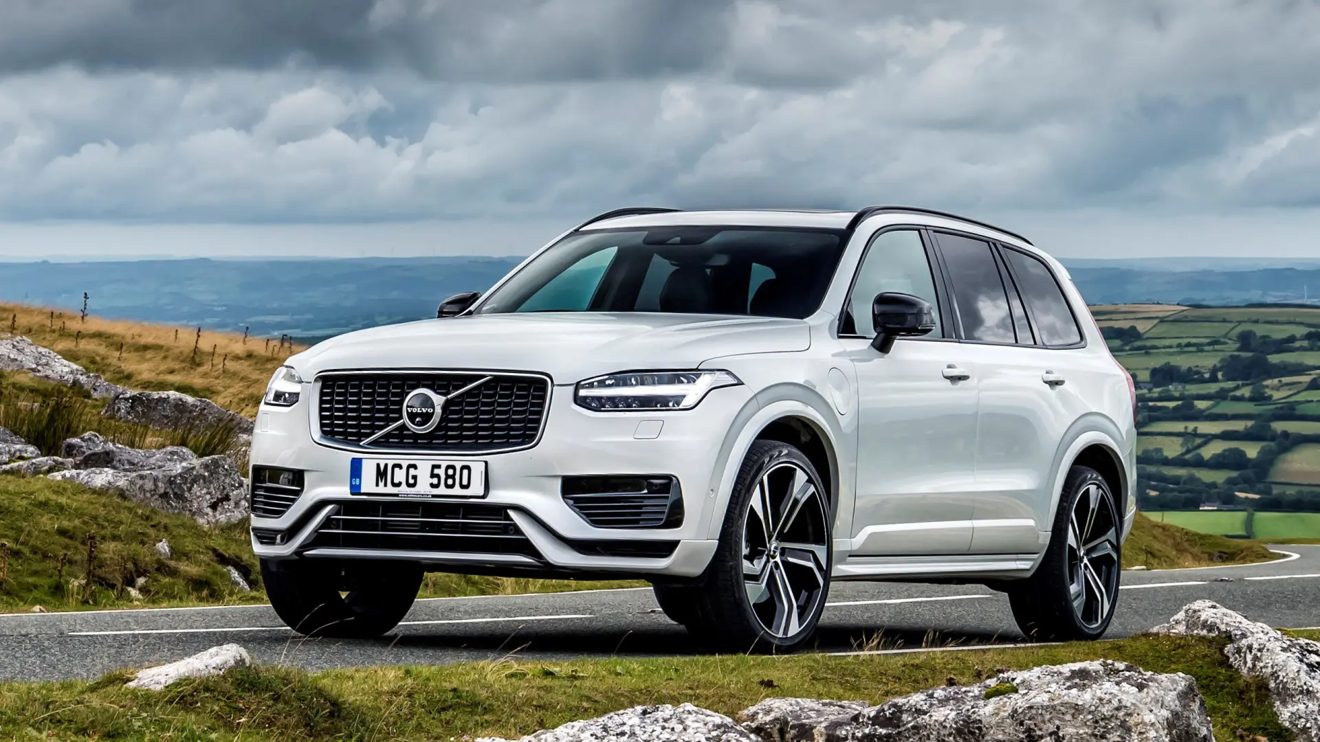 Volvo XC90 XC90 2.0 T8 Hybrid AWD R-Design Geartronic 4