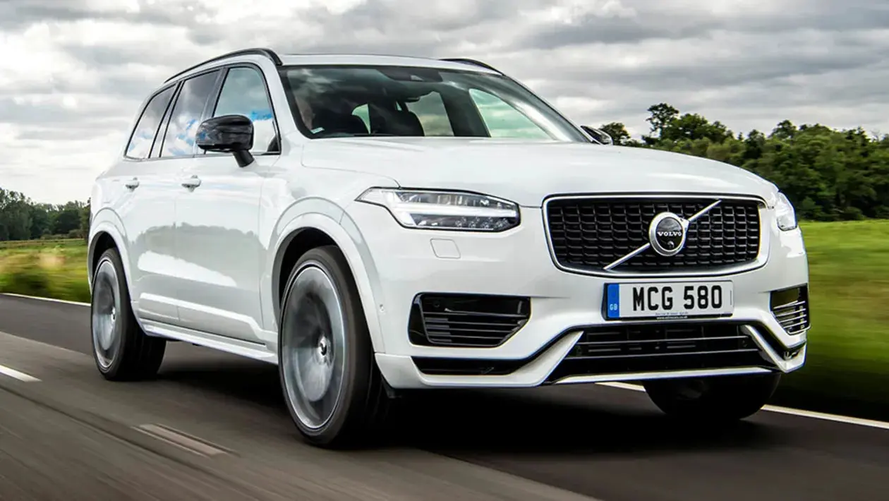 Volvo XC90 XC90 2.0 T8 Recharge Hybrid EAWD R-Design Geartronic 5